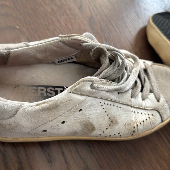 Golden Goose Sneakers - Picture 3 of 3
